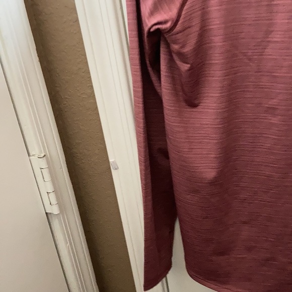 FINAL MARKDOWN Ladies Columbia top Large - Picture 2 of 6